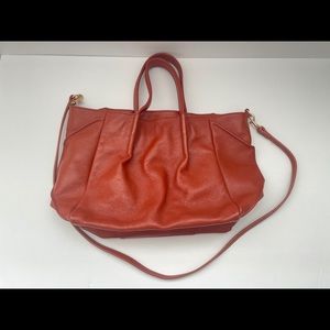 Great condition Oliveve tote in brown cognac color.